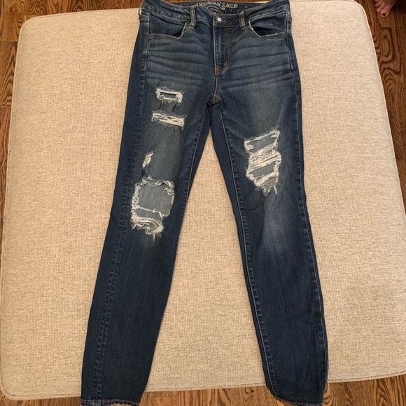 American Eagle Outfitters Denim - Distressed American Eagle Skinny Jeggings👖🌼
